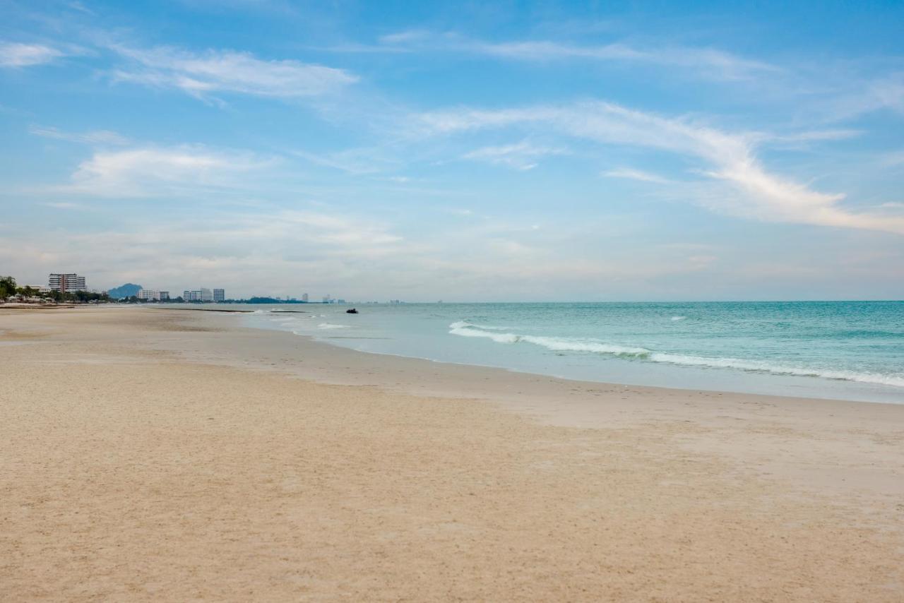 White Beach House Hua Hin 20 Second To The Beach Extérieur photo
