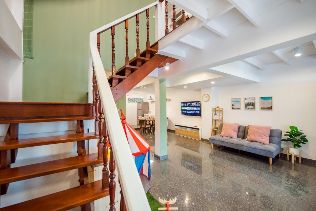 White Beach House Hua Hin 20 Second To The Beach Extérieur photo