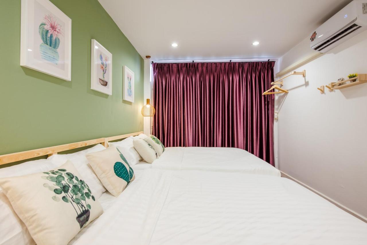 White Beach House Hua Hin 20 Second To The Beach Extérieur photo