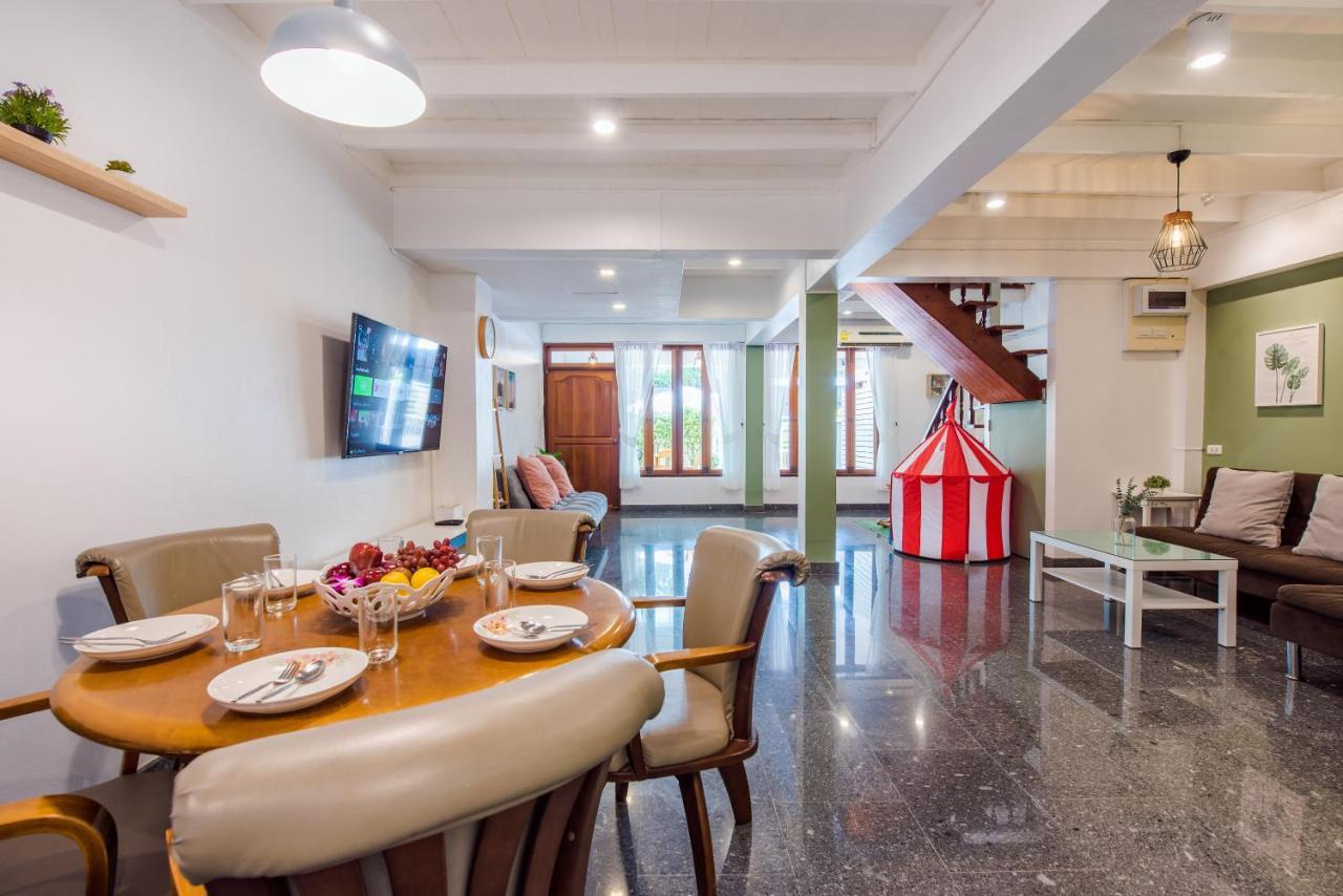 White Beach House Hua Hin 20 Second To The Beach Extérieur photo