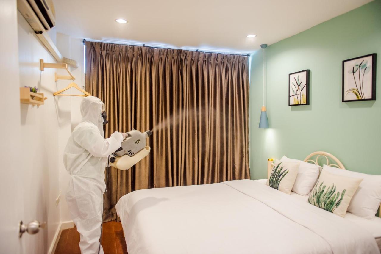 White Beach House Hua Hin 20 Second To The Beach Extérieur photo