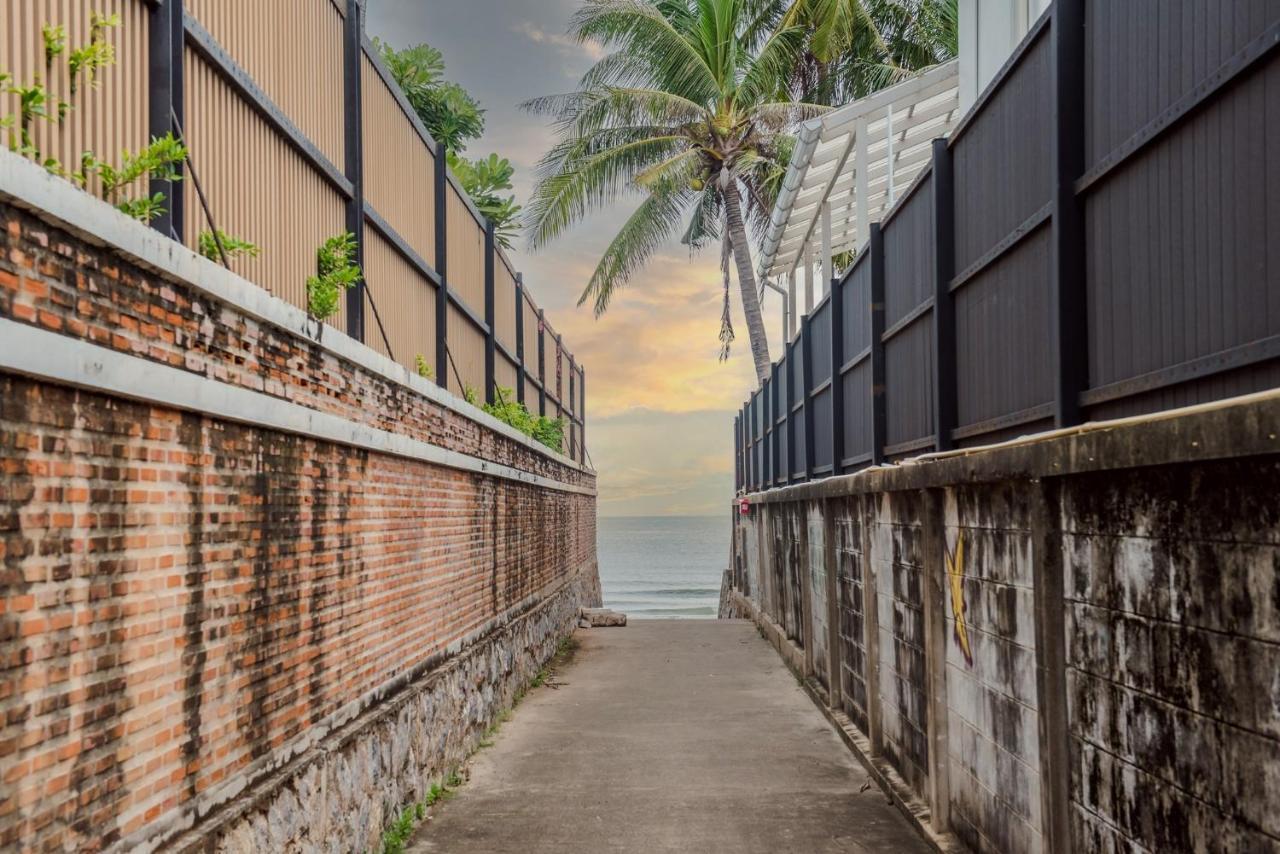 White Beach House Hua Hin 20 Second To The Beach Extérieur photo